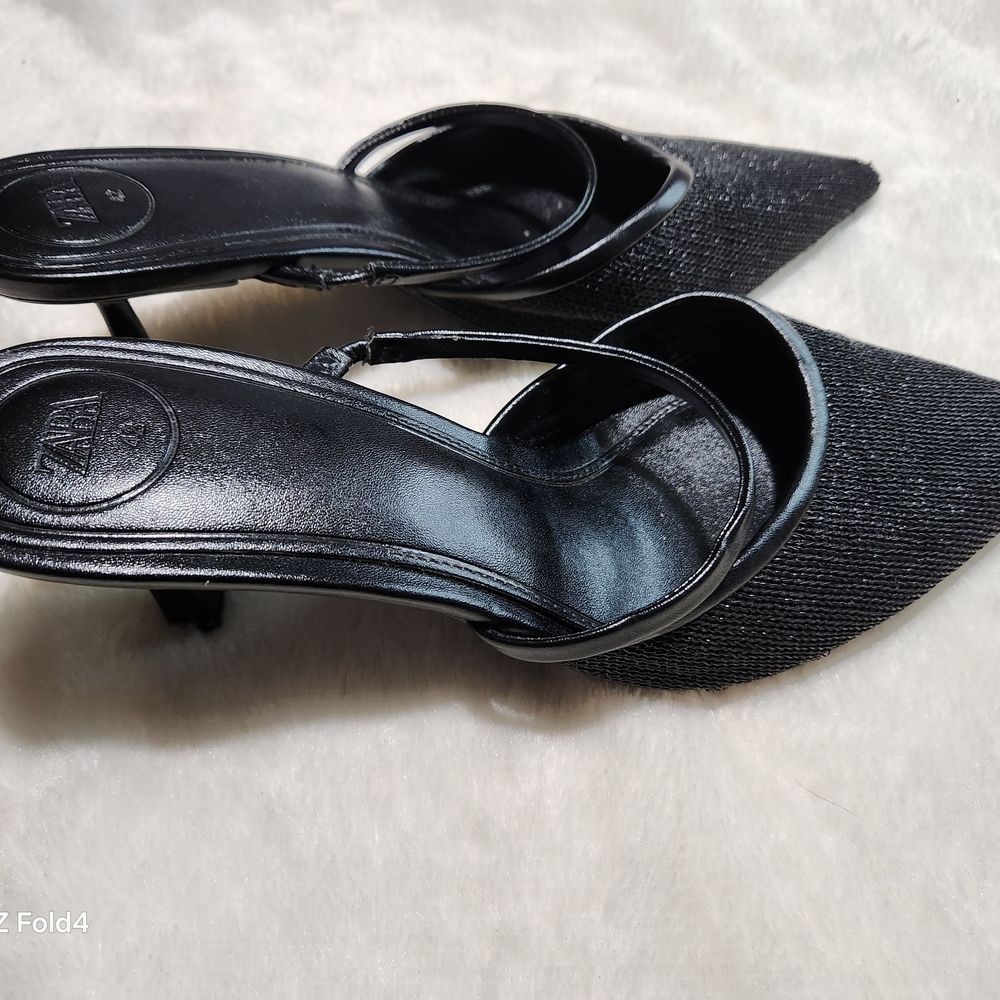 Zara Black Textured Pointed Heels - Picture 4 of 8